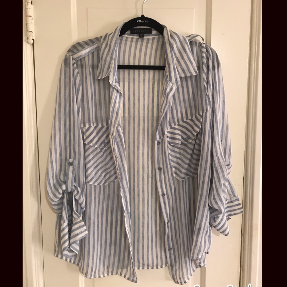 Vertical pin striped long sleeved shirt